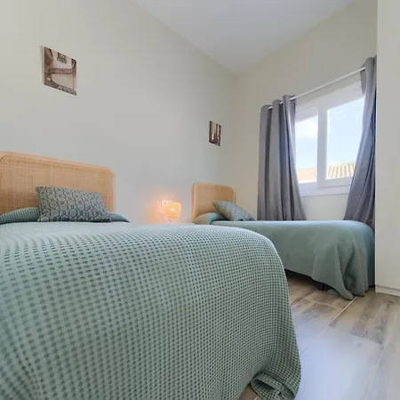 Sanctipetri Grupos 20pax Villa Chiclana de la Frontera