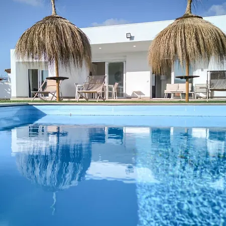 Villa Sanctipetri Grupos 20pax *